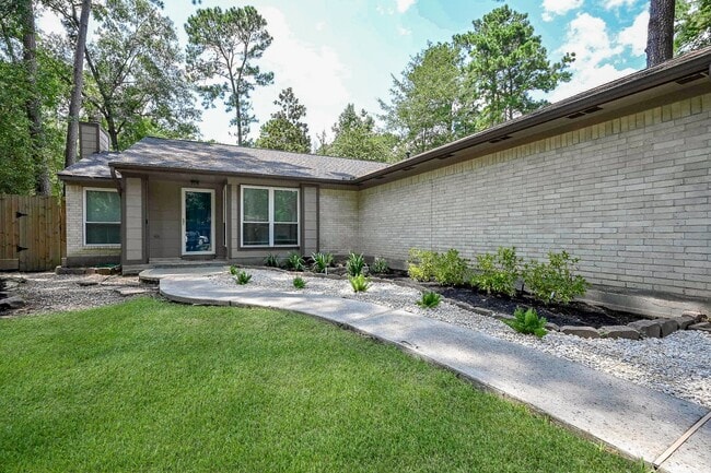 Building Photo - 5 Rock Pine Ct