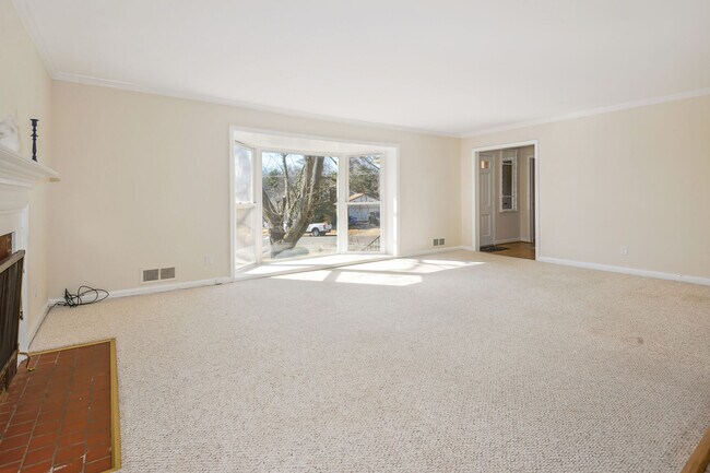 Foto del edificio - 3801 N Oakland St