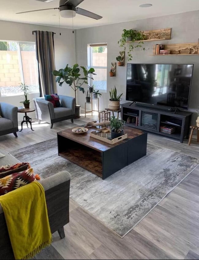 Building Photo - 44127 Chaparral Dr