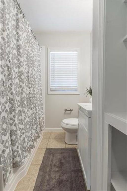 Foto del edificio - 7110 Woodson St