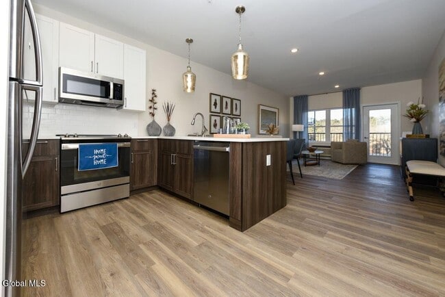 Building Photo - 6051 State Farm Rd