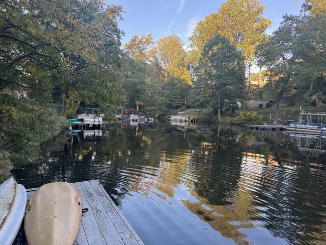 Photo - 6120 Beachway Dr House