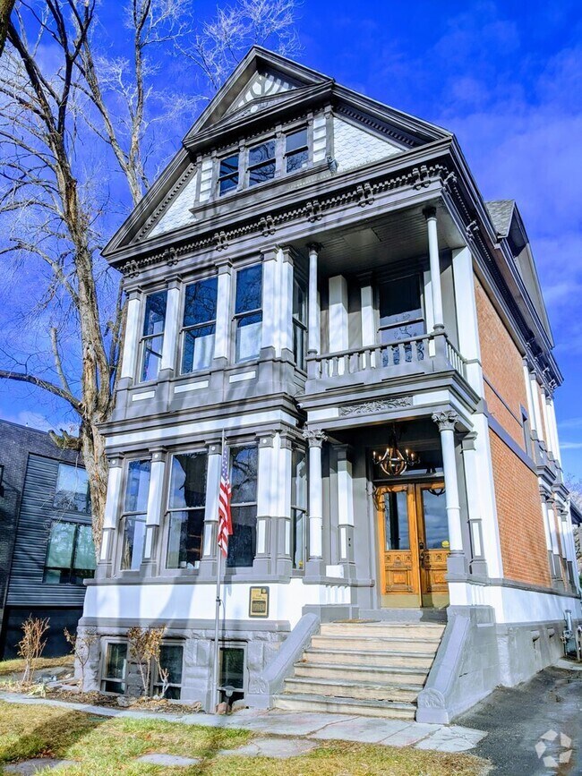 Building Photo - 623 E 100 S