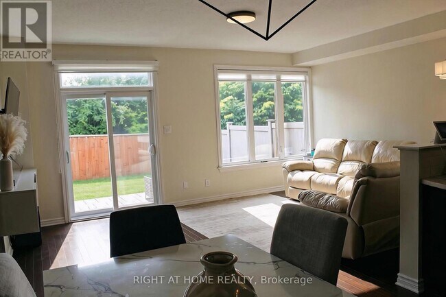 Building Photo - 239 Via San Marino St