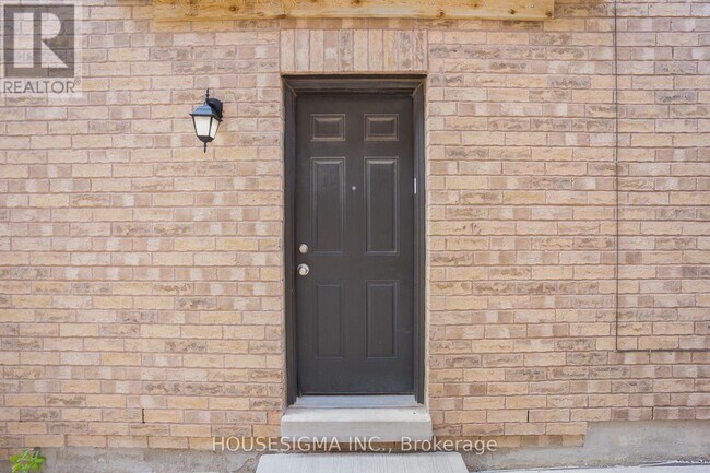 Building Photo - 243 Elbern Markell Dr