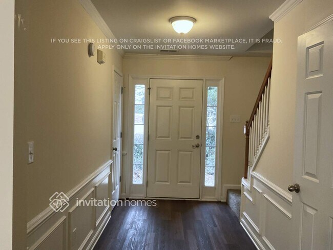 Foto del edificio - 5012 Babbling Brook Dr