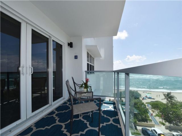 Foto del edificio - 1610 N Ocean Blvd