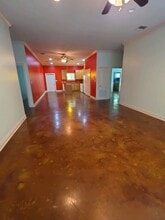 Building Photo - 1107 Glenwood Dr