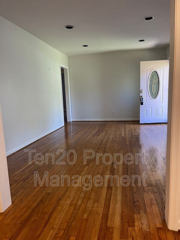 Building Photo - 4036 Arrel Dr