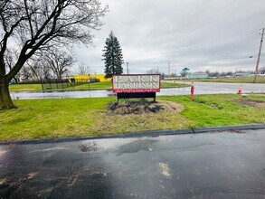 Building Photo - 9025 S Eldorado Dr