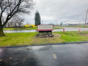 Building Photo - 9025 S Eldorado Dr