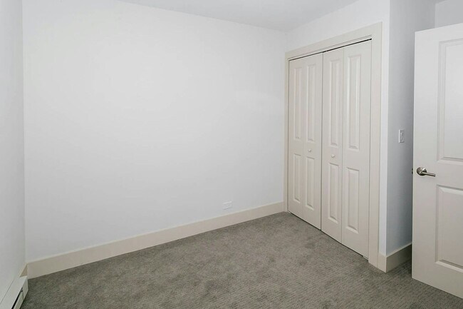 Foto del edificio - 6385 W Arlington Pl