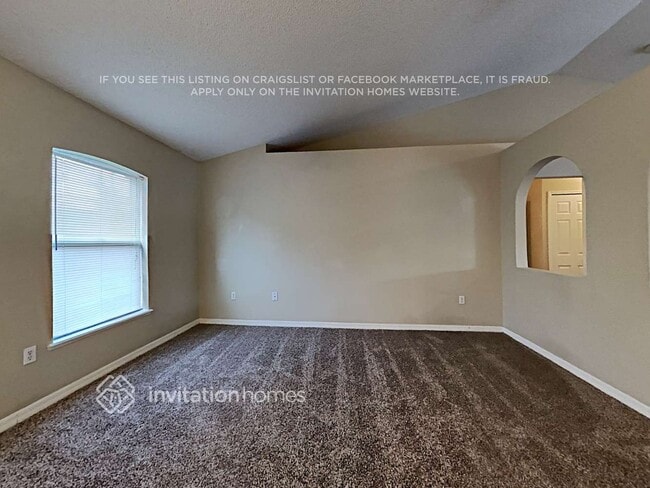 Foto del edificio - 919 Amboise Ln