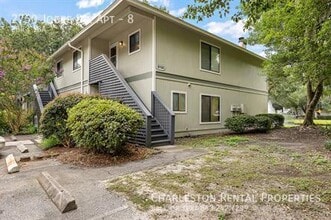 Building Photo - 2750 Jobee Dr