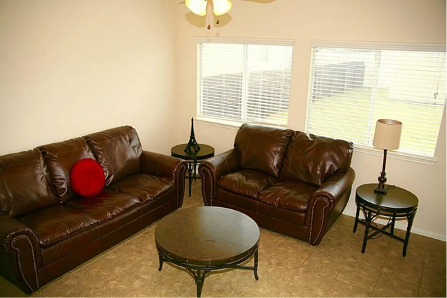 Photo - 1627 Royal Chase Dr House