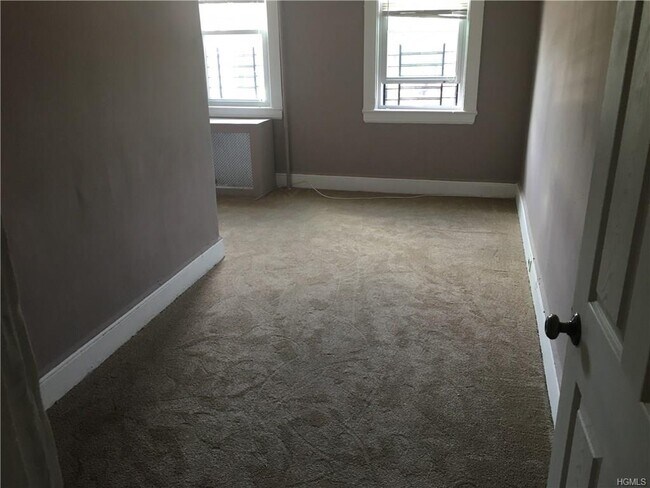 Foto del edificio - 14 Horton Ave