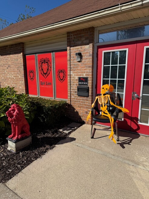 Waiting for someone to take these last 2 units - The Red Lion