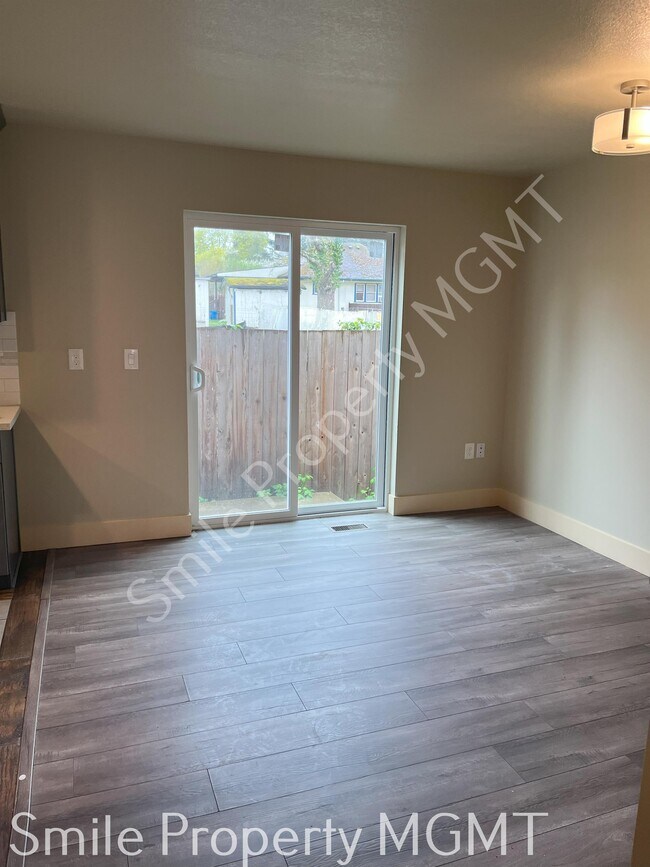 Foto del edificio - 5934 SE 136th Ave