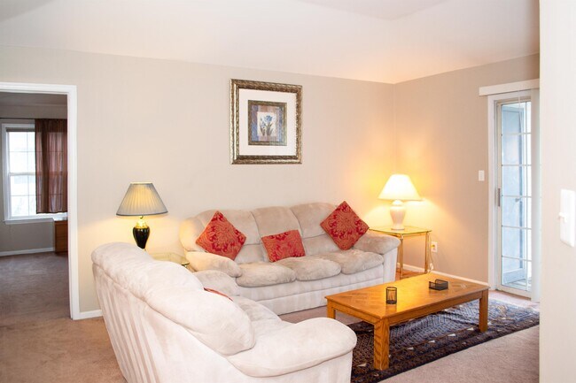 Foto del edificio - 637 Waterford Dr