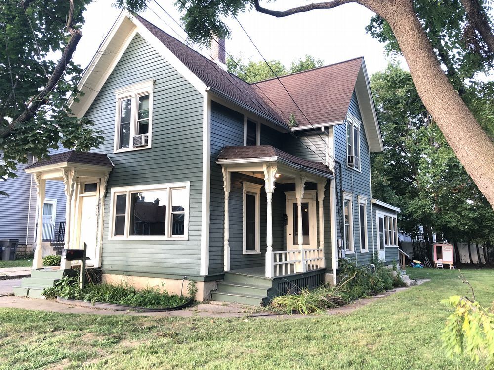 Foto principal - 439 S State St