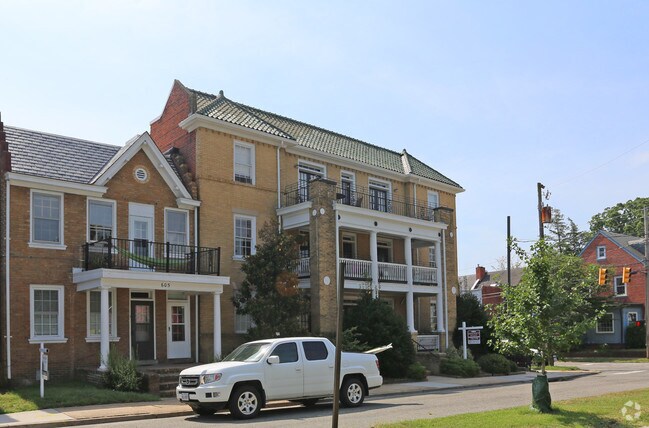Foto del edificio - Ambrata Condo