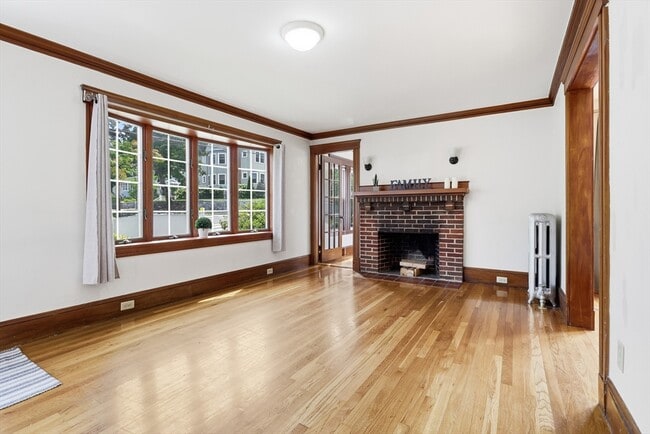 Building Photo - 131 Highland Ave