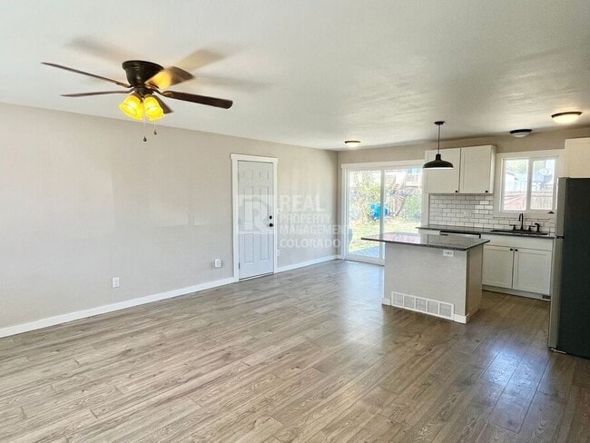 Photo - 7402 Treasure Trail Cir House