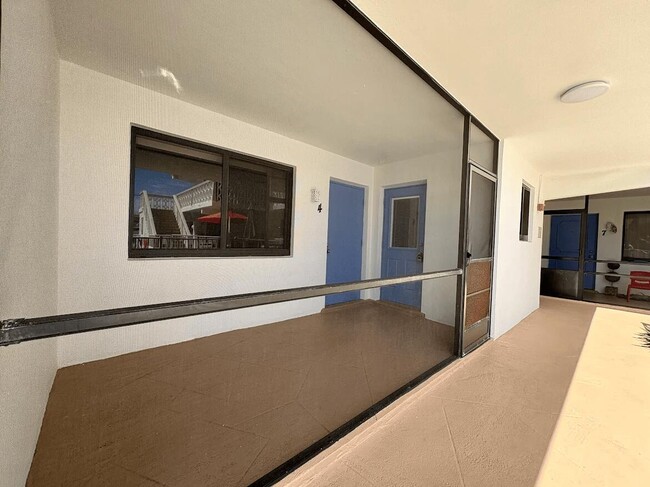 Foto del edificio - 305 SE 9th Ave