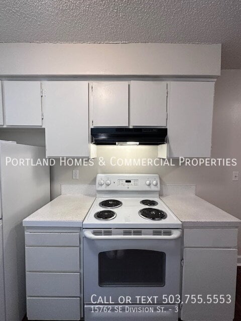 Building Photo - 15762 SE Division St