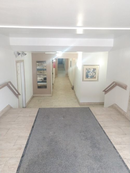 Foto del edificio - 6726 N Glenwood Ave