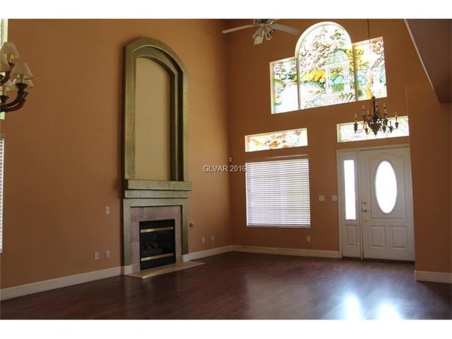 Building Photo - 255 Flirtation Ct