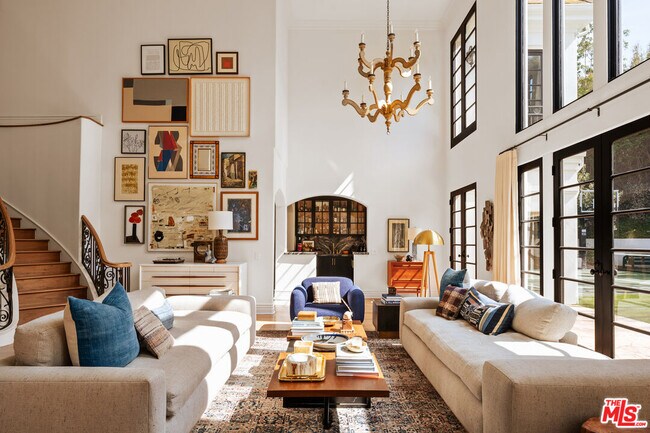 Foto del edificio - 3901 Longridge Ave