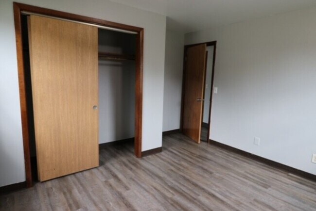 Foto del edificio - 1303 Morris Ave