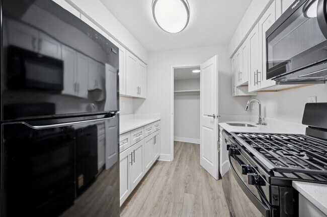 Foto del edificio - 7400 Roosevelt
