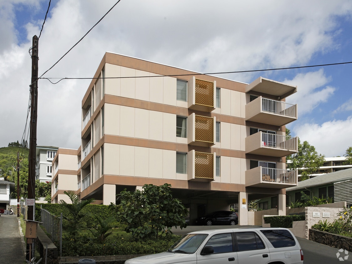 Building Photo - Hale O Terrace
