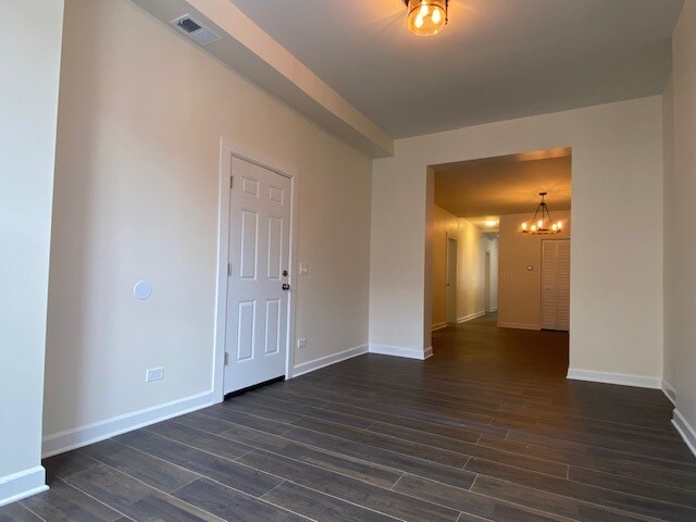 Foto del edificio - 2932 N Lincoln Ave
