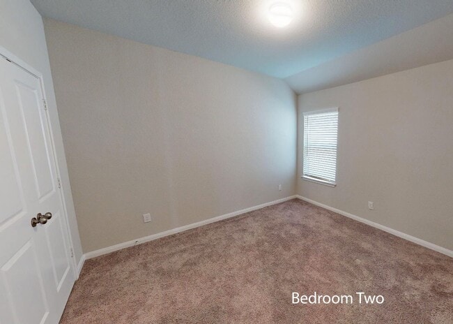 Building Photo - Elegant former model home