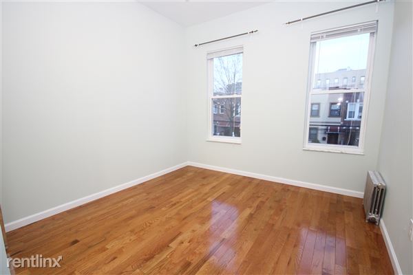 Building Photo - 2359 28th St