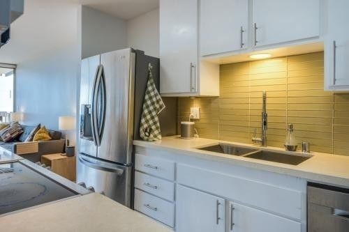 Building Photo - 6507 Ocean Crest Dr