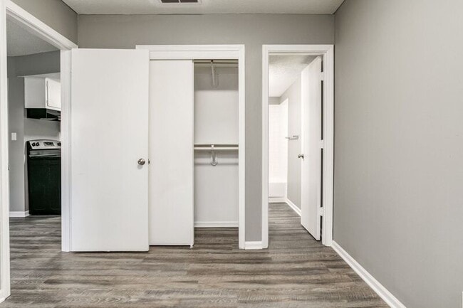 Foto del edificio - 3052 N 58th St