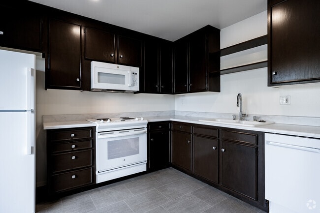 Kathleen 2BR, 1BA - Olive Tree Apartments
