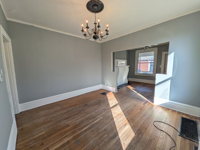 Foto del edificio - 1005 Oakwood Ave