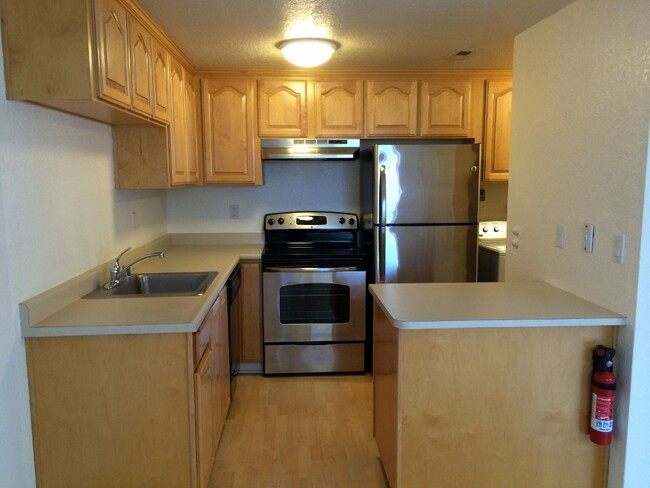 Foto del edificio - Nice Remodeled Townhome In Livermore Close...