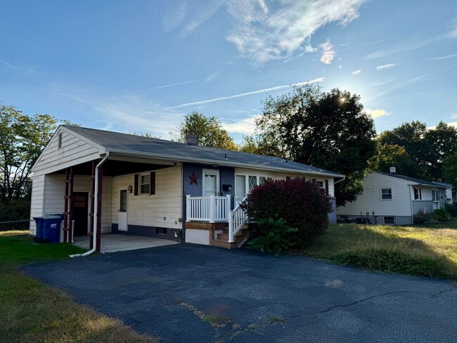 Photo - Welcome to Rambleton Acres! House