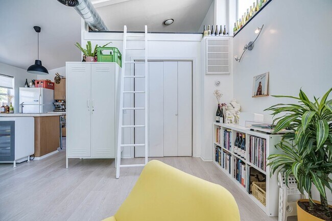 Foto del edificio - 1717 Missouri St