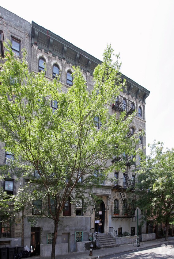 Foto principal - 366 S 5th St