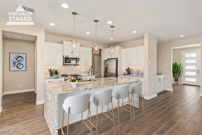 Building Photo - 39801 N Trajen Pl