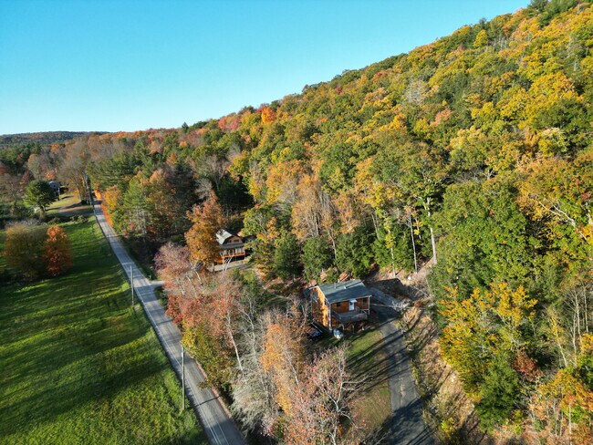 Building Photo - 84 Carpenter Rd