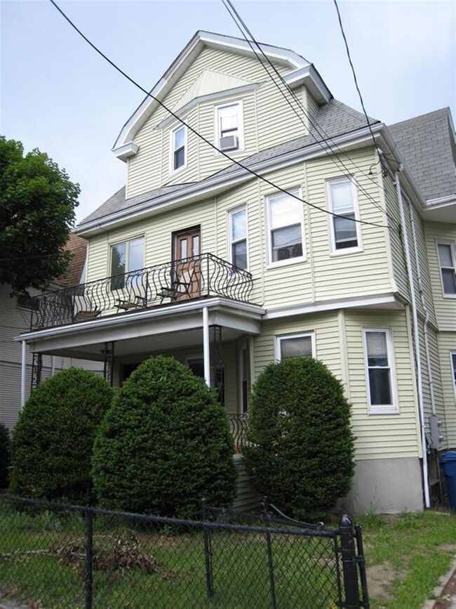 Foto del edificio - 183 College Ave