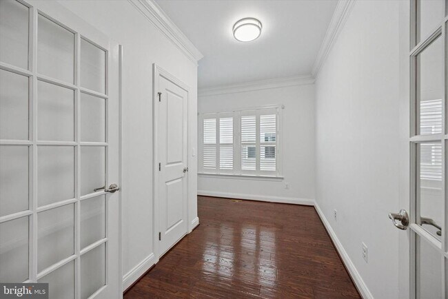 Foto del edificio - 322 Quarry Point Rd